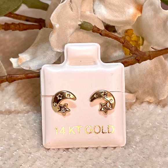 Solid Yellow Gold 14 Karat Half Moon Cz Earring - Picture 6 of 7